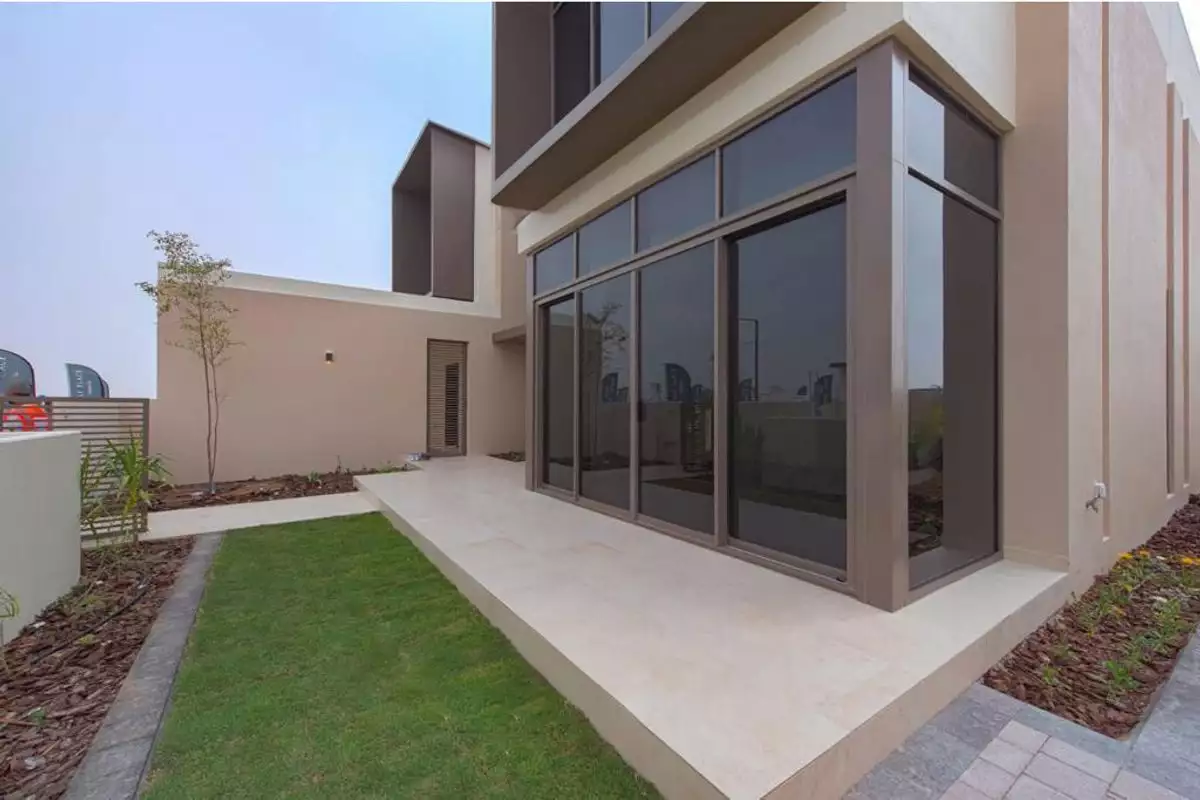 Villa 560m² in UAE, Dubai. Priced at 4994310€ rent photo-25