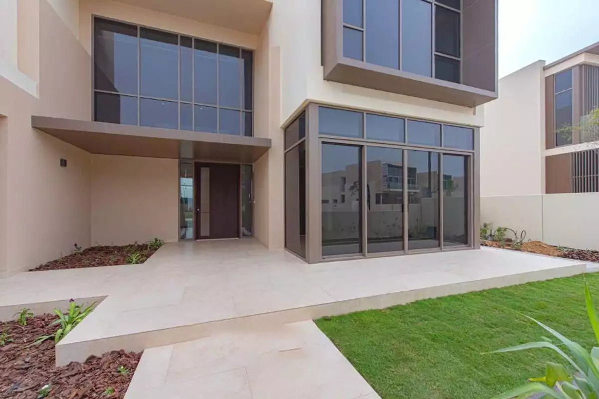 Villa 560m² in UAE, Dubai. Priced at 4994310€ rent photo-28