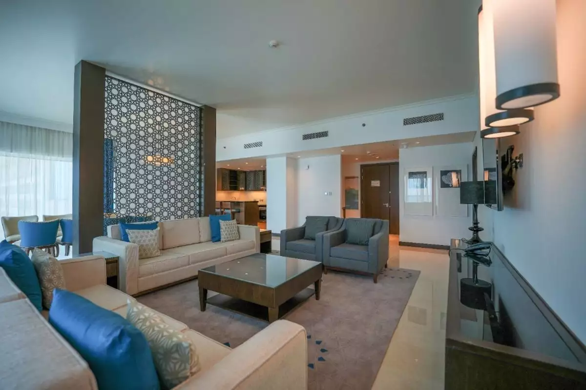 Flat 291m² in UAE, Abu Dhabi. Priced at 2247439€ rent photo-1