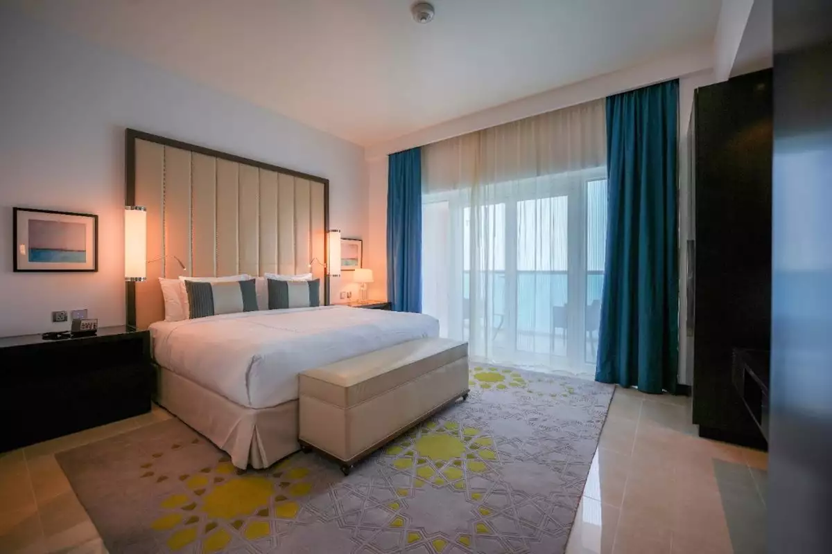 Flat 291m² in UAE, Abu Dhabi. Priced at 2247439€ rent photo-15