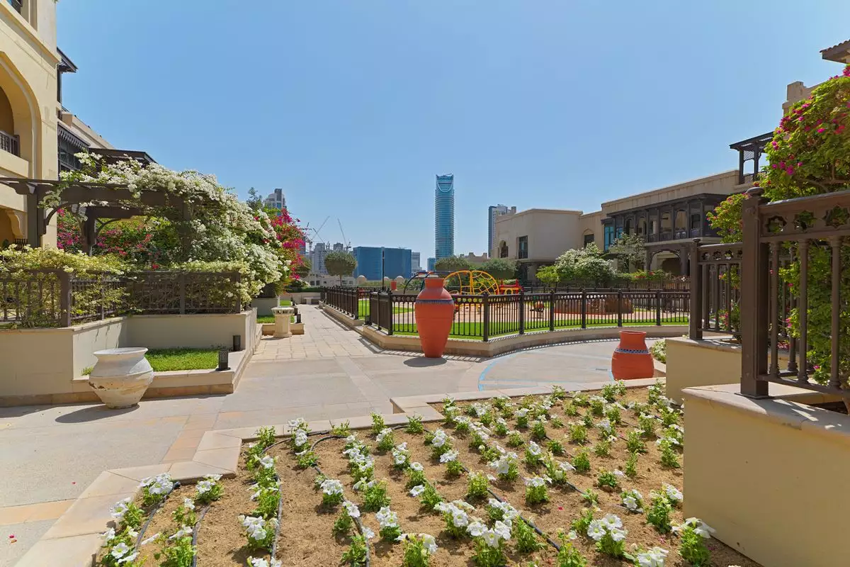 Flat 101m² in UAE, Dubai. Priced at 574346€ rent photo-12
