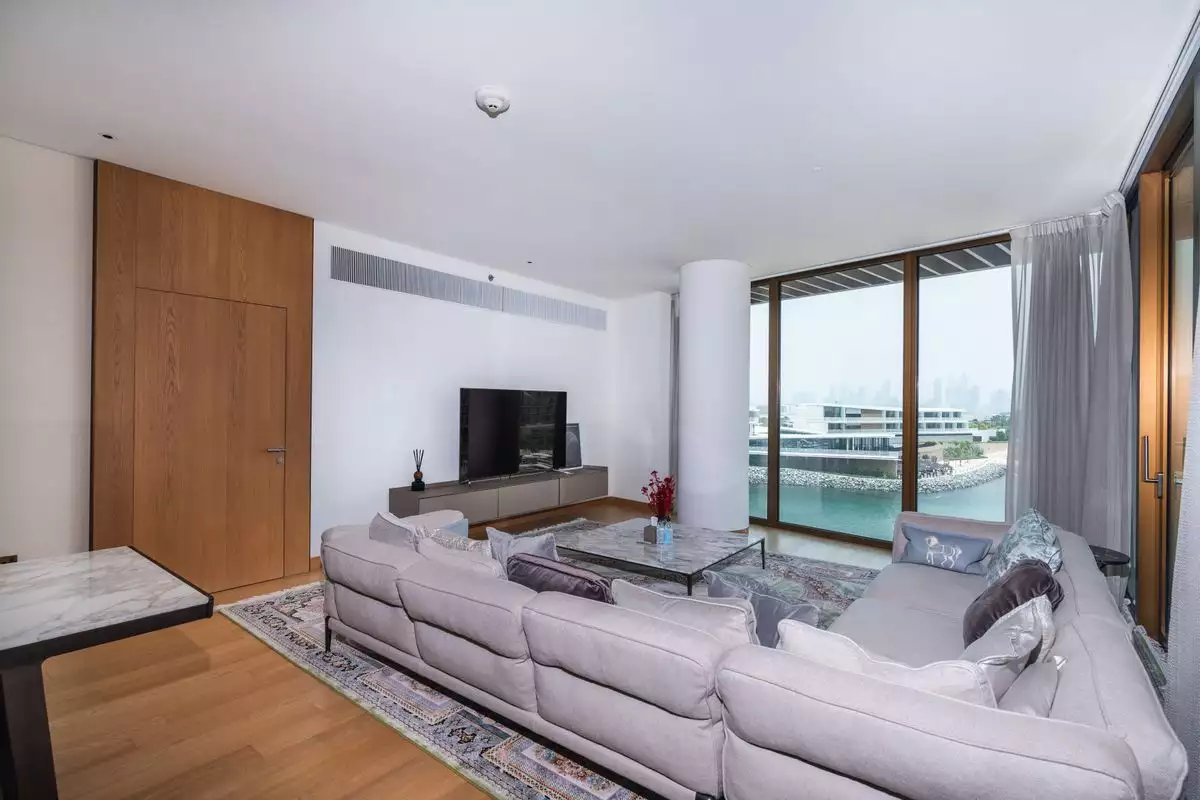 Flat 243m² in UAE, Dubai. Priced at 8740042€ rent photo-4