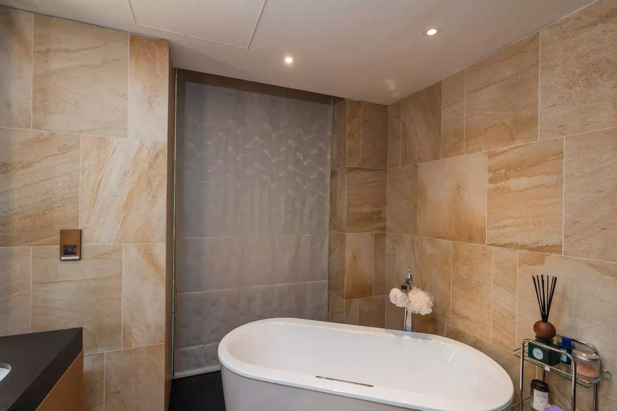 Flat 243m² in UAE, Dubai. Priced at 8740042€ rent photo-9