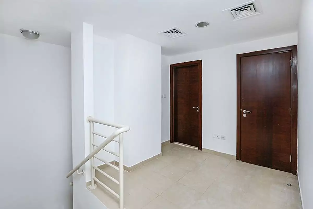 Flat 91m² in UAE, Dubai. Priced at 299659€ rent photo-3