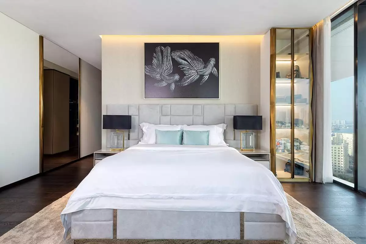 Flat 698m² in UAE, Dubai. Priced at 15482361€ rent photo-3