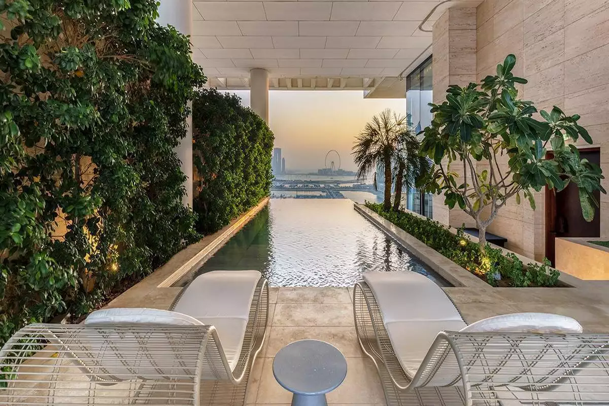 Flat 698m² in UAE, Dubai. Priced at 15482361€ rent photo-5