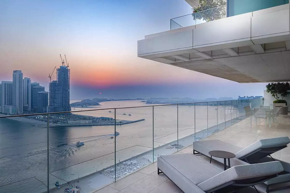 Flat 698m² in UAE, Dubai. Priced at 15482361€ rent photo-13