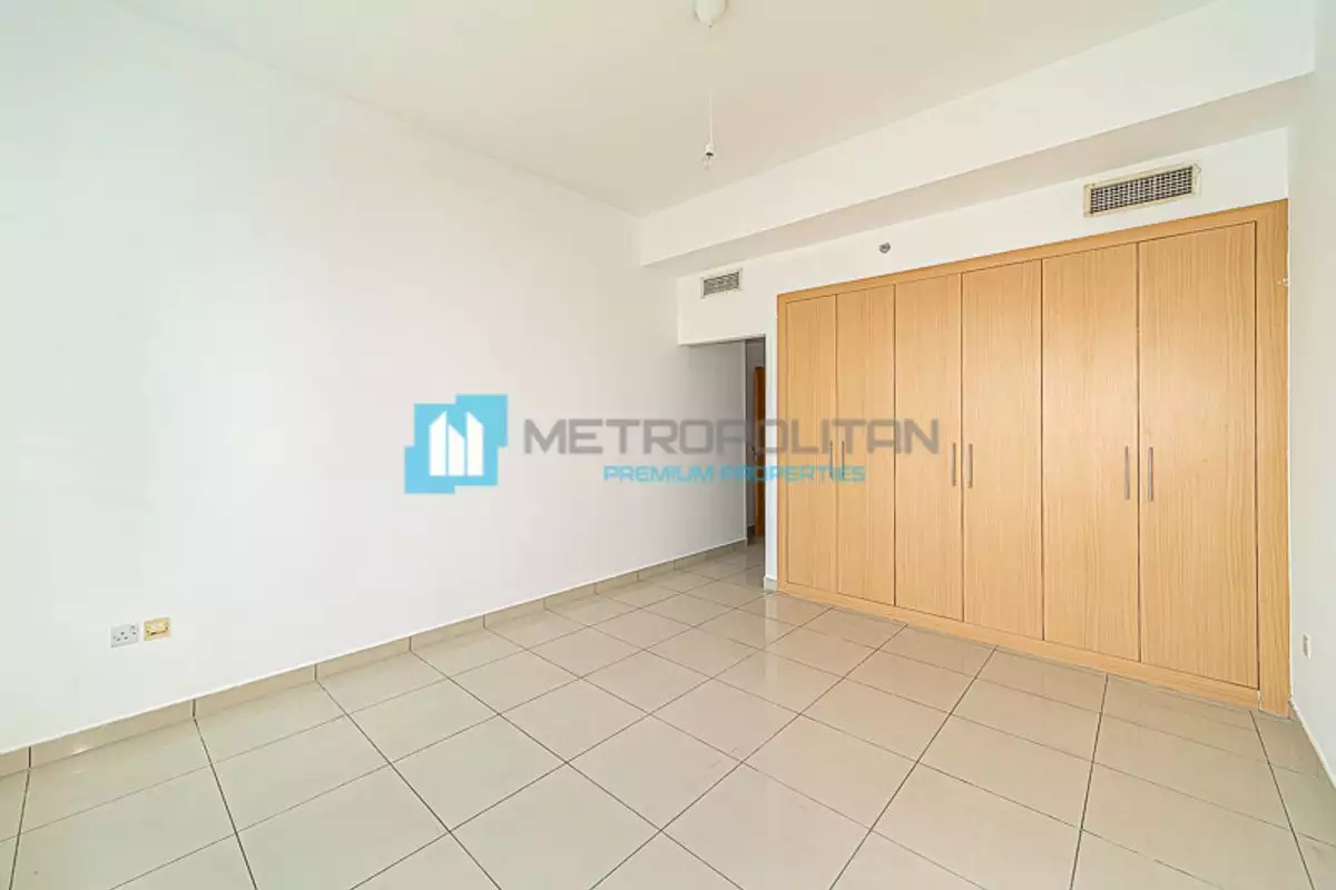 Flat 82m² in UAE, Dubai. Priced at 237230€ rent photo-4