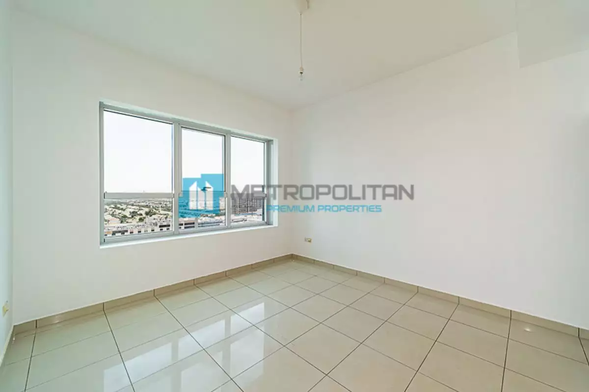 Flat 82m² in UAE, Dubai. Priced at 237230€ rent photo-6