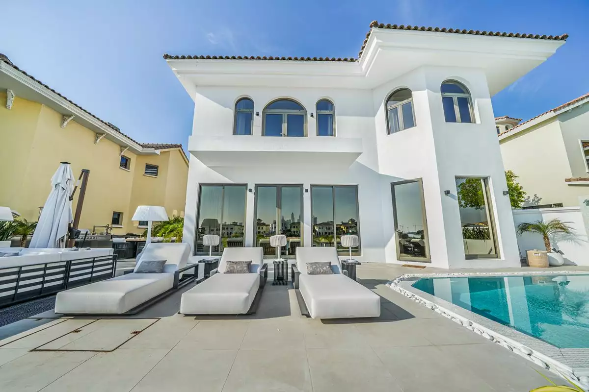Villa 624m² in UAE, Dubai. Priced at 8797112€ rent photo-2