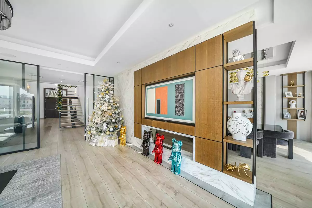 Villa 624m² in UAE, Dubai. Priced at 8797112€ rent photo-11