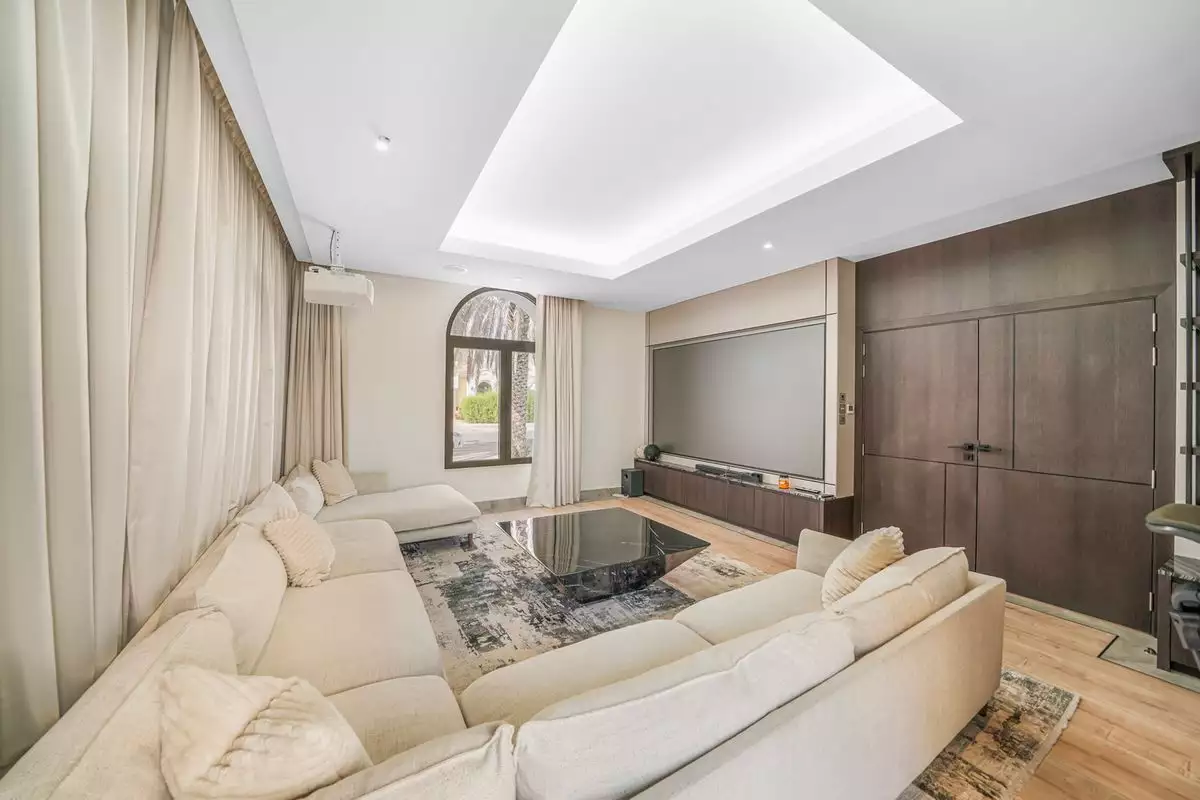 Villa 624m² in UAE, Dubai. Priced at 8797112€ rent photo-12
