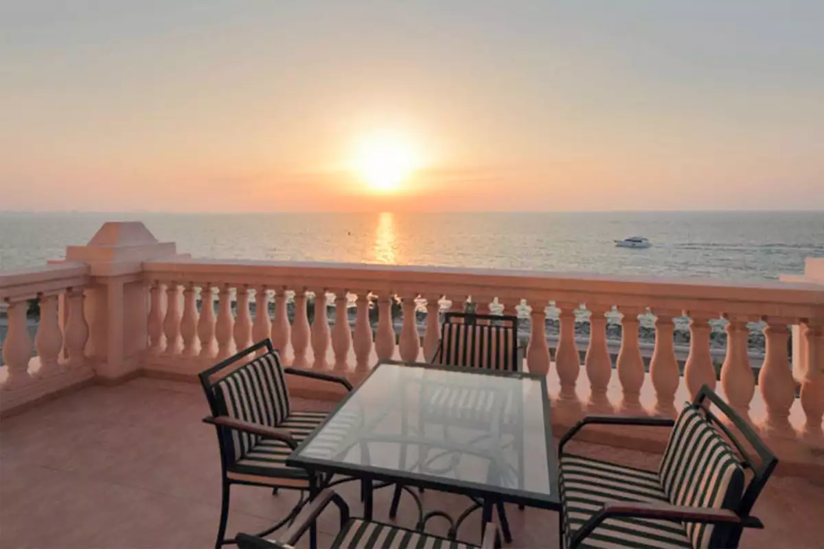 Flat 164m² in UAE, Dubai. Priced at 1548236€ rent photo-6