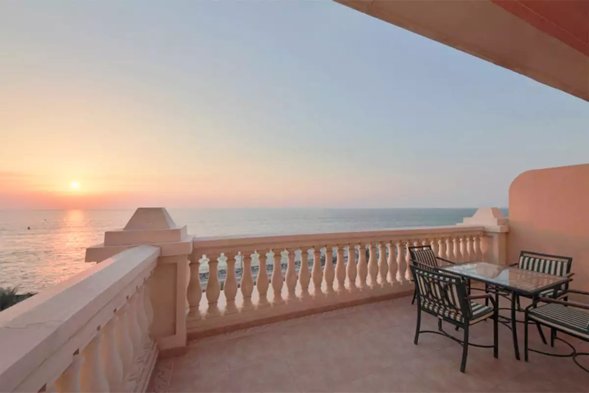 Flat 164m² in UAE, Dubai. Priced at 1548236€ rent photo-15