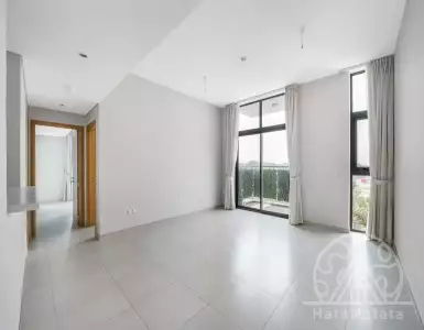 Buy in UAE for 377920€