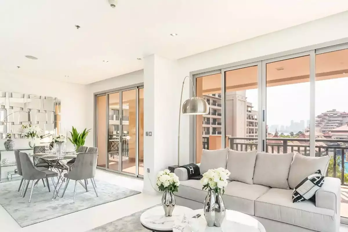 Flat 169m² in UAE, Dubai. Priced at 1196137€ rent photo-3