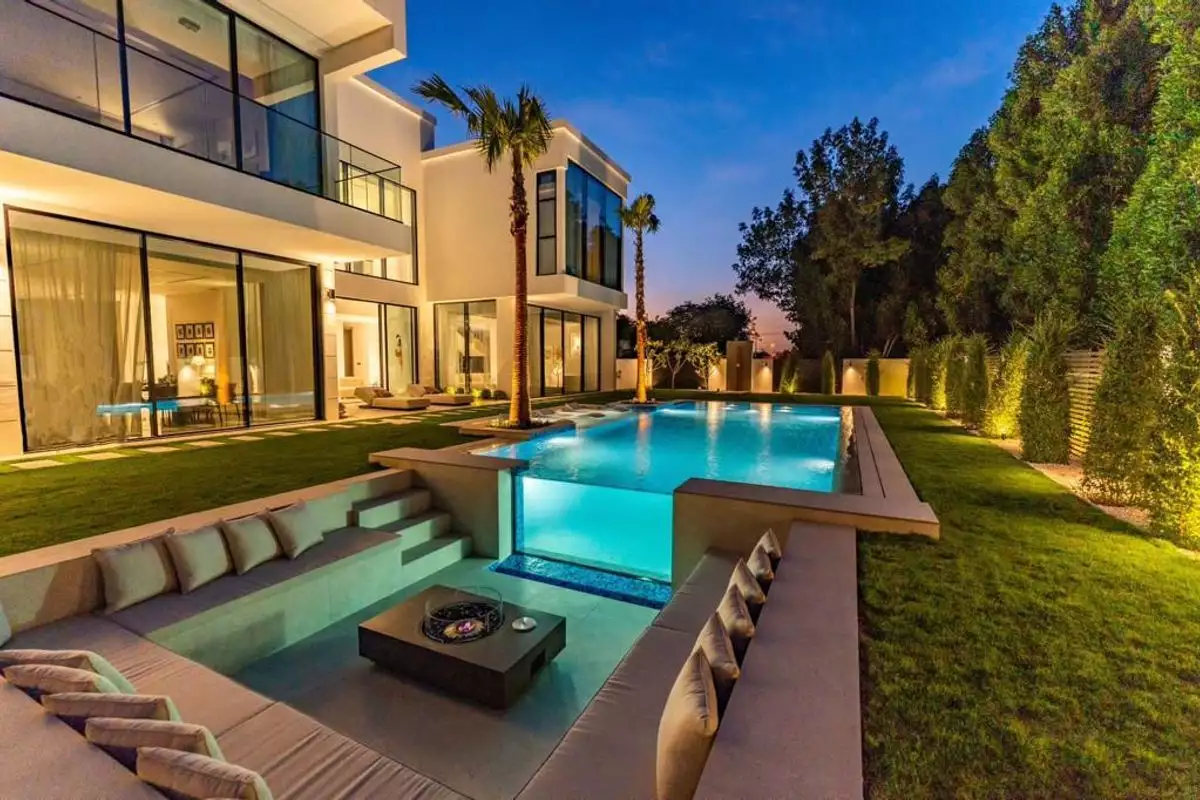 Villa 1376m² in UAE, Dubai. Priced at 11237197€ rent photo-2