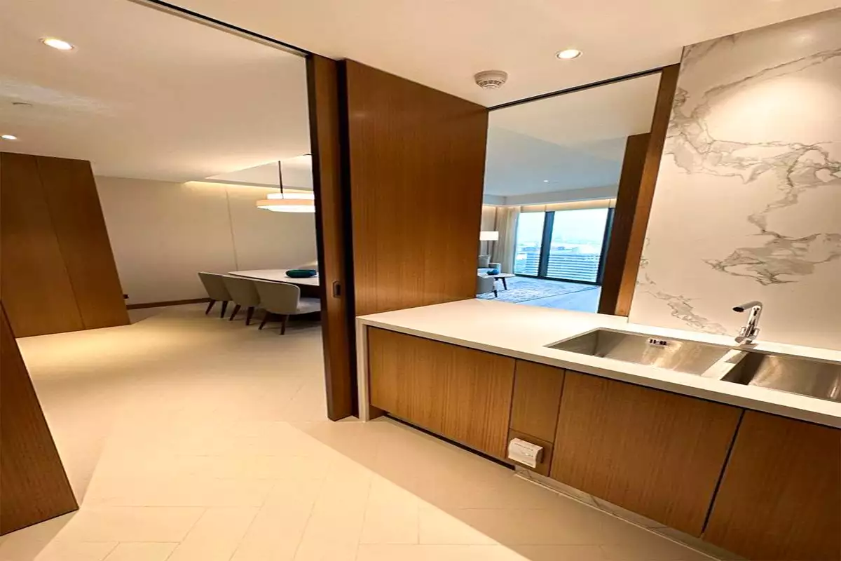 Flat 145m² in UAE, Dubai. Priced at 1772761€ rent photo-14