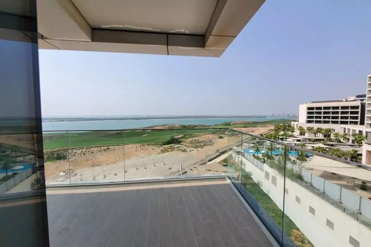 Flat 203m² in UAE, Abu Dhabi. Priced at 1513470€ rent photo-9