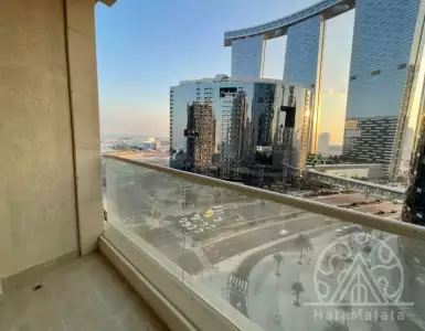 Buy in UAE for 402660€