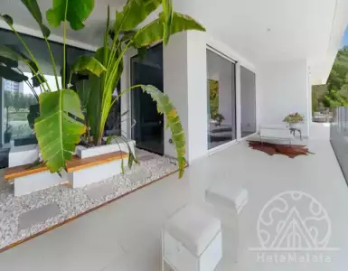 Buy in UAE for 2592047€