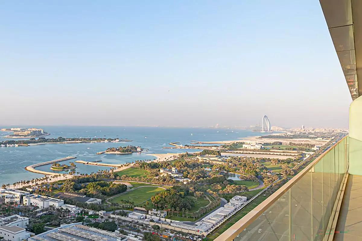 Flat 209m² in UAE, Dubai. Priced at 1573208€ rent photo-12