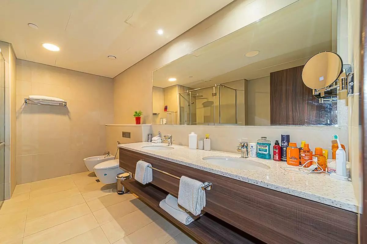 Flat 209m² in UAE, Dubai. Priced at 1573208€ rent photo-14