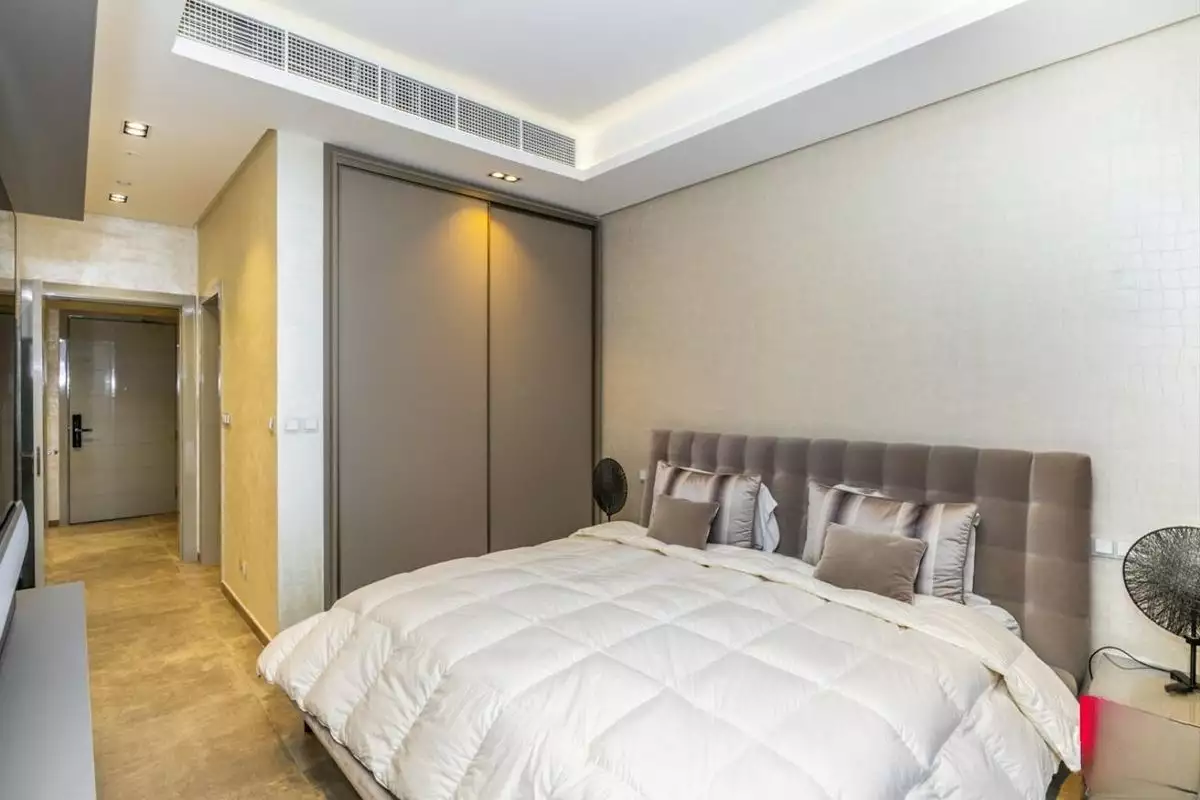Flat 139m² in UAE, Dubai. Priced at 998862€ rent photo-4