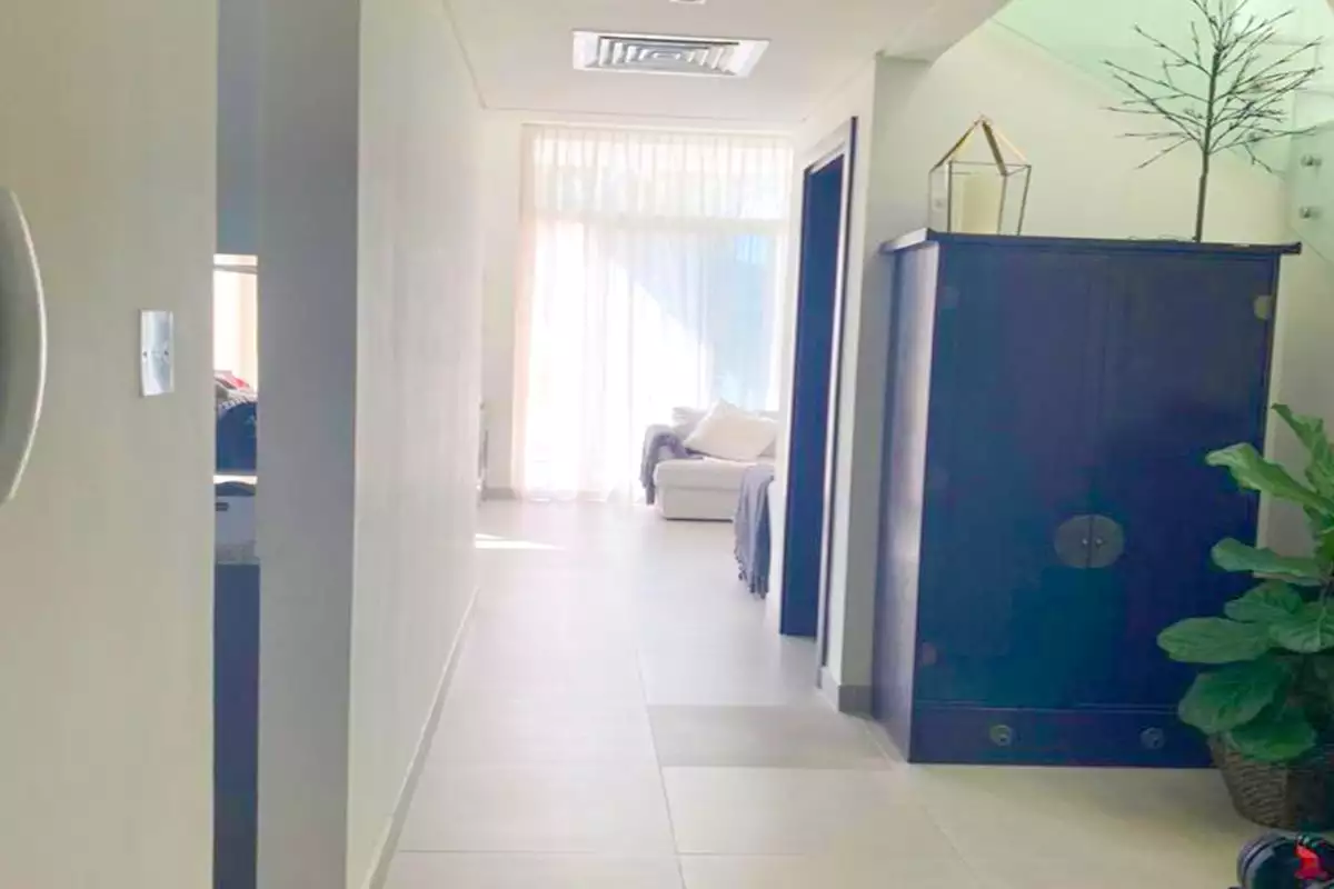 Townhouse 218m² in UAE, Dubai. Priced at 973890€ rent photo-4