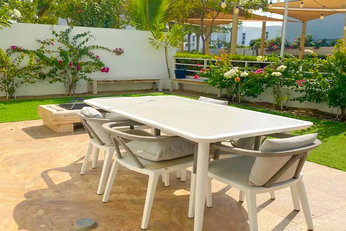 Townhouse 218m² in UAE, Dubai. Priced at 973890€ rent photo-9