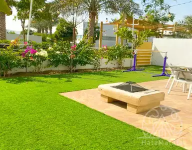 Buy in UAE for 973890€