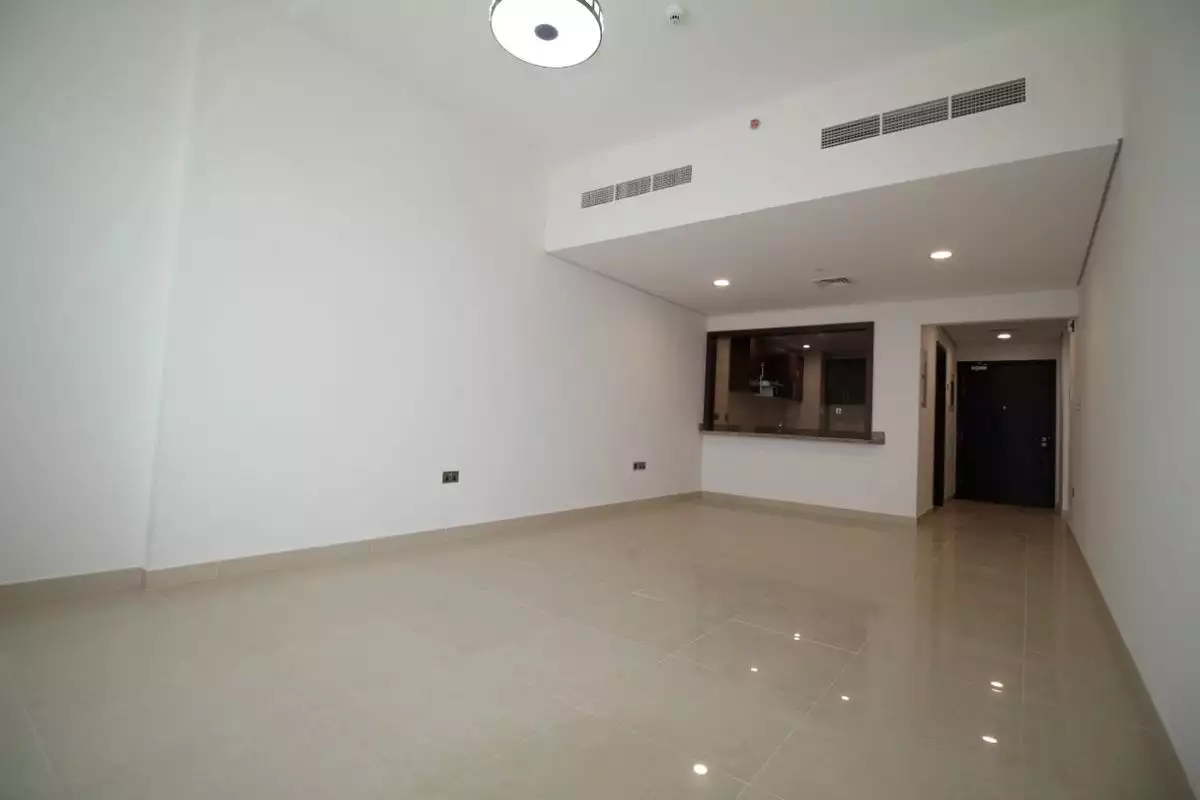 House 5717m² in UAE, Abu Dhabi. Priced at 36208747€ rent photo-2