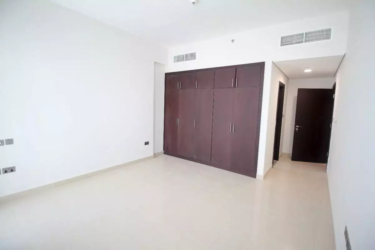 House 5717m² in UAE, Abu Dhabi. Priced at 36208747€ rent photo-16
