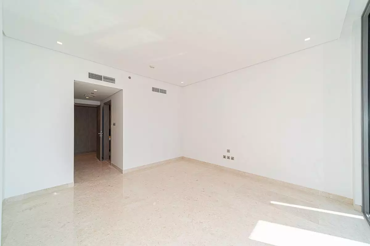 Flat 161m² in UAE, Dubai. Priced at 886490€ rent photo-4