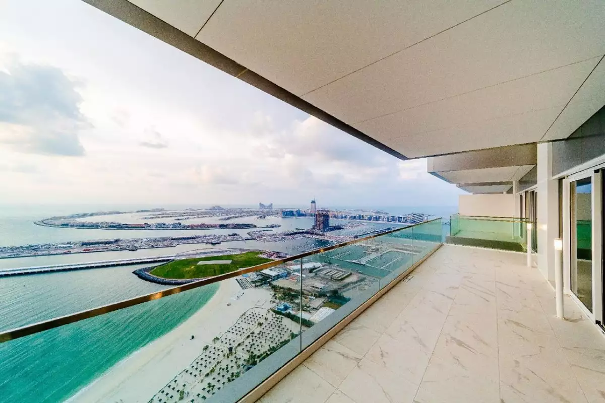 Flat 240m² in UAE, Dubai. Priced at 3749773€ rent photo-4