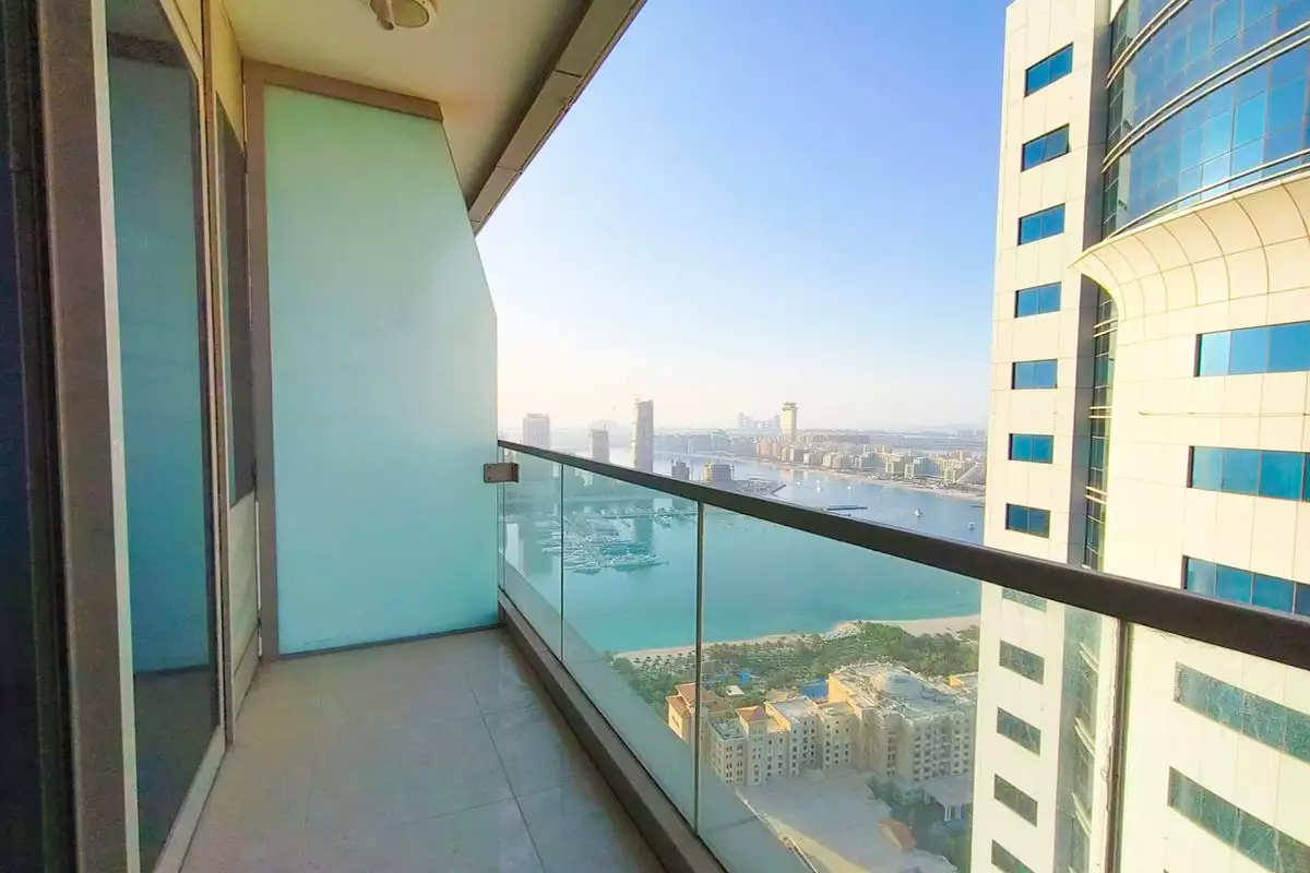 Flat 150m² in UAE, Dubai. Priced at 574345€ rent photo-1
