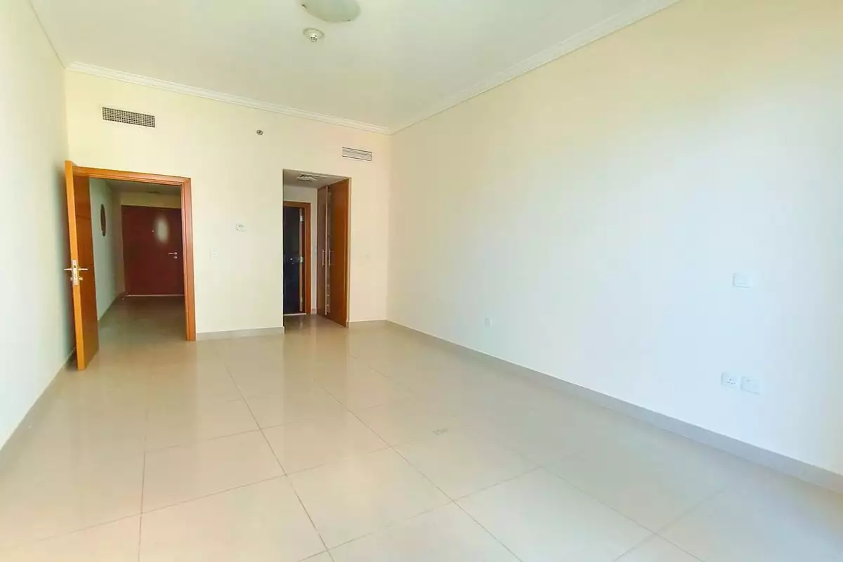 Flat 150m² in UAE, Dubai. Priced at 574345€ rent photo-7