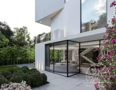 Buy in UAE for 2996586€
