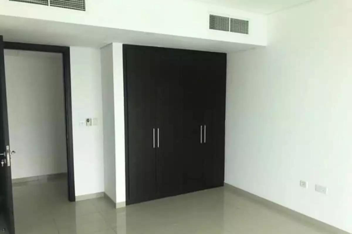 Flat 200m² in UAE, Abu Dhabi. Priced at 548969€ rent photo-8