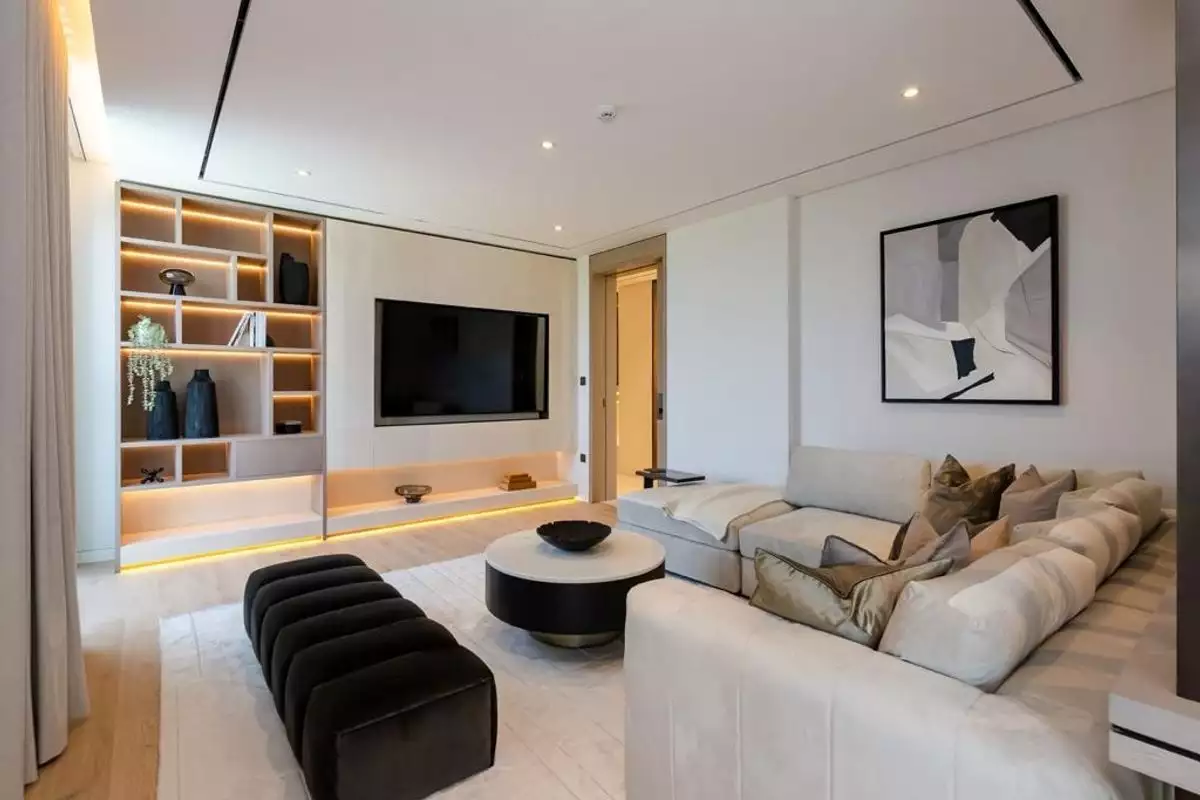 Villa 1022m² in UAE, Dubai. Priced at 12485775€ rent photo-5