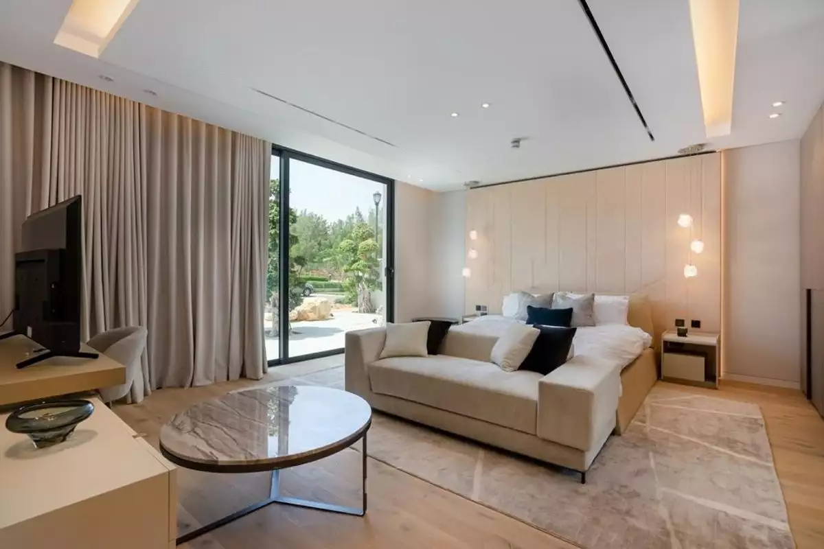 Villa 1022m² in UAE, Dubai. Priced at 12485775€ rent photo-9