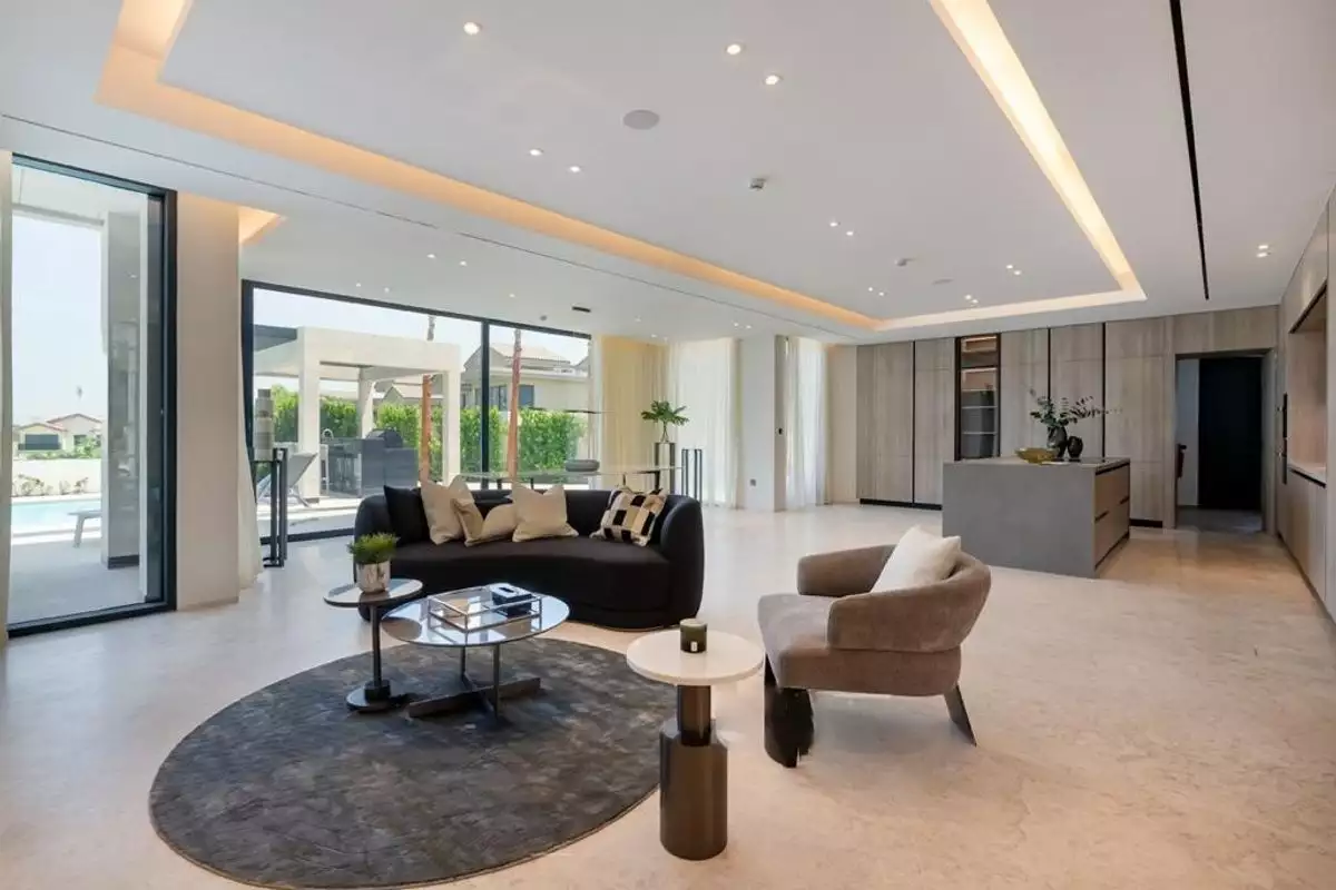 Villa 1022m² in UAE, Dubai. Priced at 12485775€ rent photo-13
