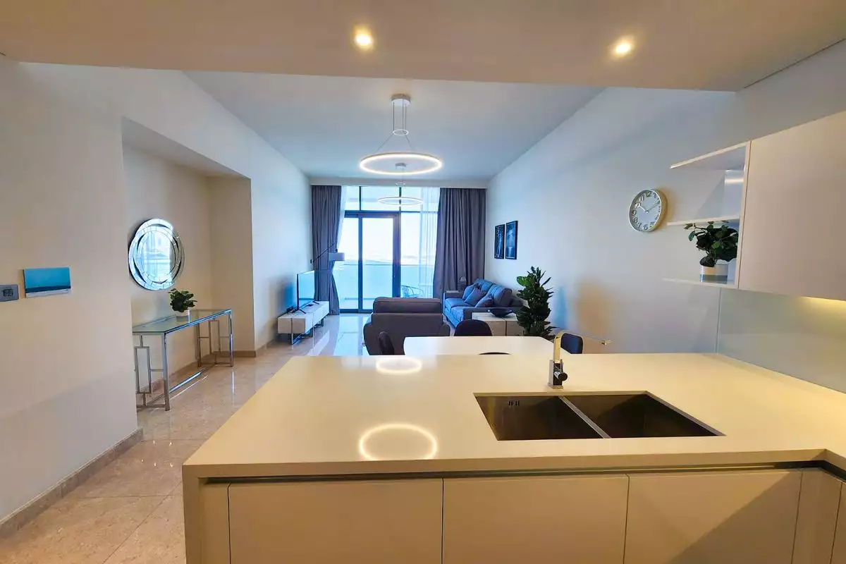 Flat 93m² in UAE, Dubai. Priced at 549374€ rent photo-2