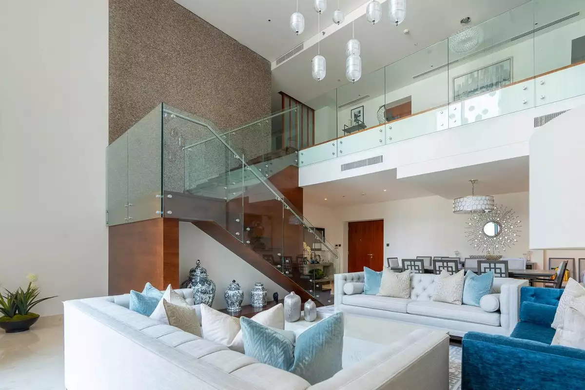 Flat 366m² in UAE, Dubai. Priced at 2721899€ rent photo-2