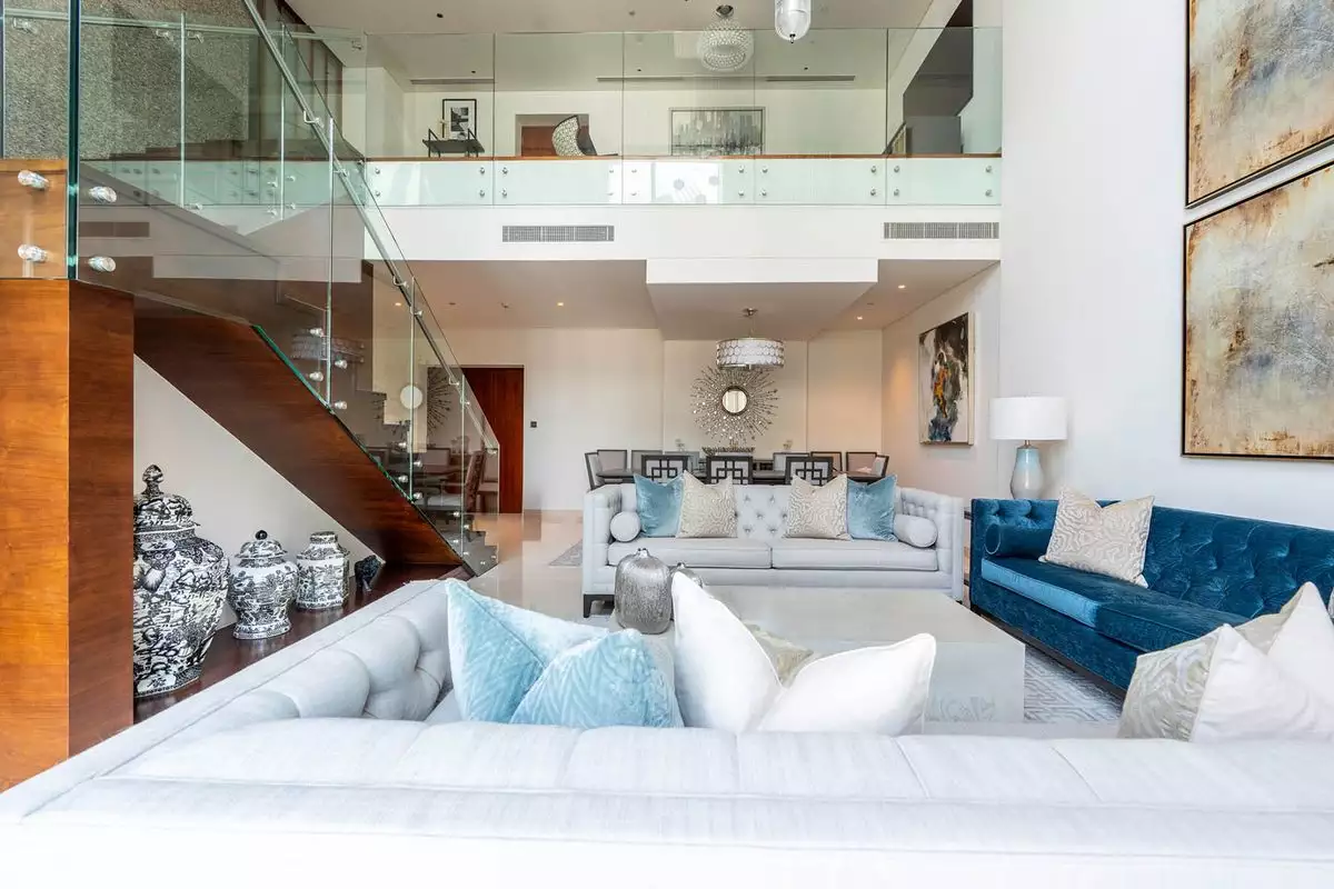 Flat 366m² in UAE, Dubai. Priced at 2721899€ rent photo-12