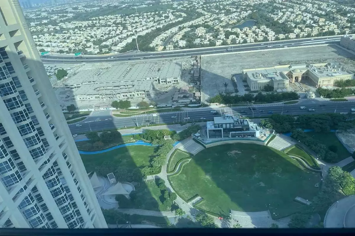 Flat 92m² in UAE, Dubai. Priced at 280930€ rent photo-4