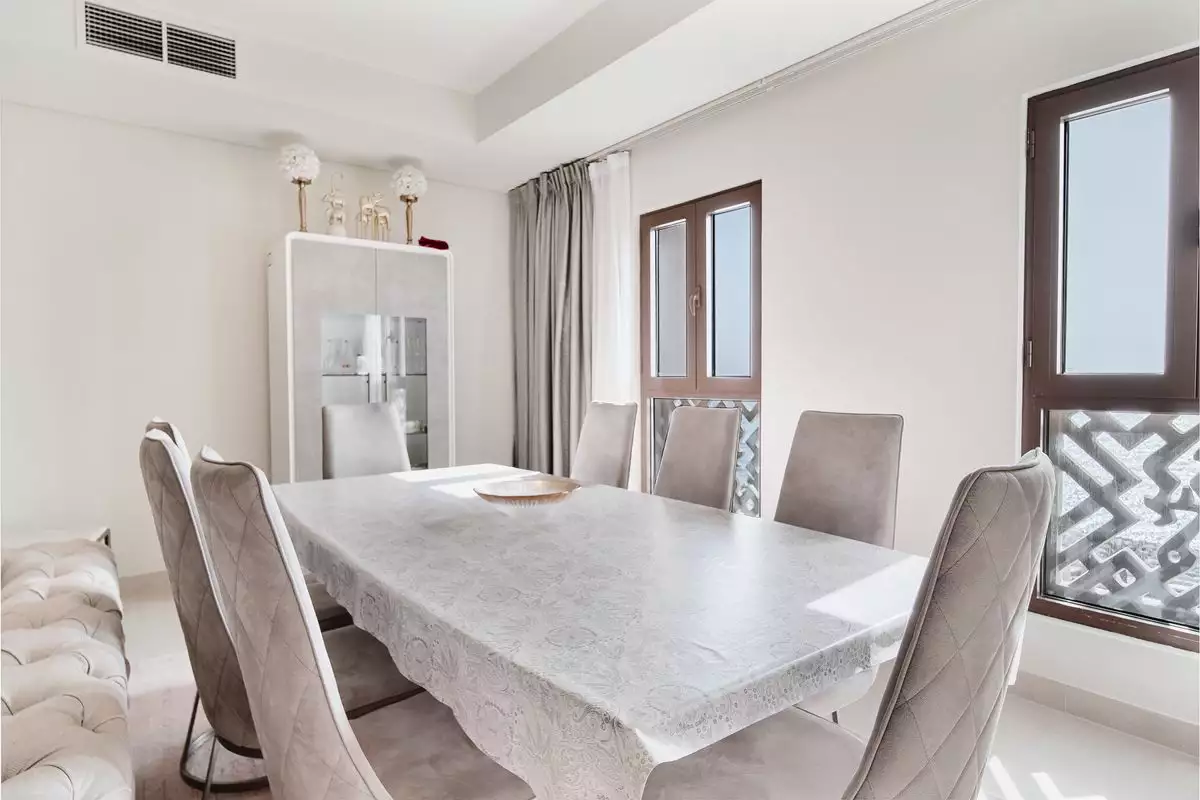 Flat 200m² in UAE, Dubai. Priced at 973890€ rent photo-8