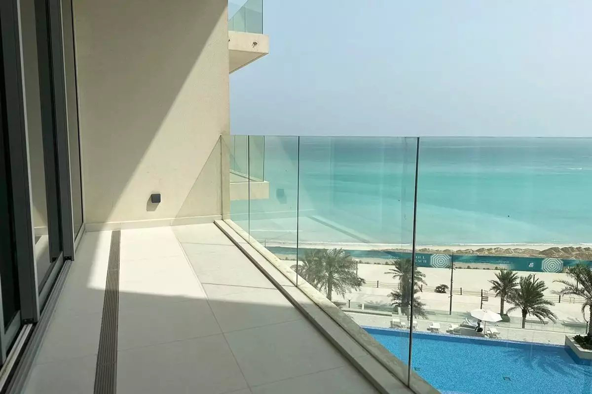Flat 176m² in UAE, Abu Dhabi. Priced at 2894120€ rent photo-4