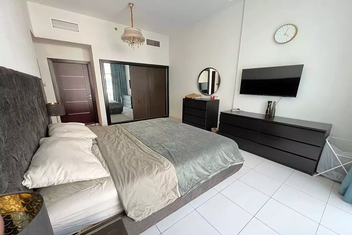 Flat 120m² in UAE, Dubai. Priced at 323382€ rent photo-2