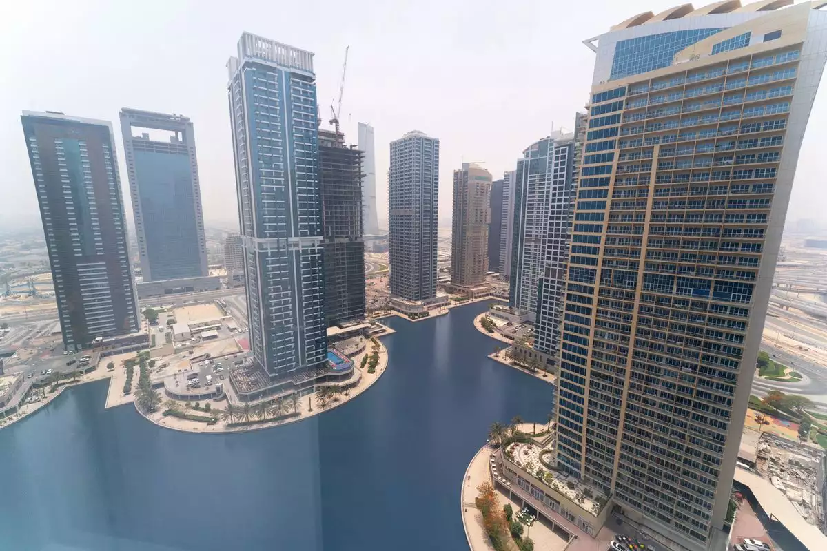 Other Properties 191m² in UAE, Dubai. Priced at 549374€ rent photo-1